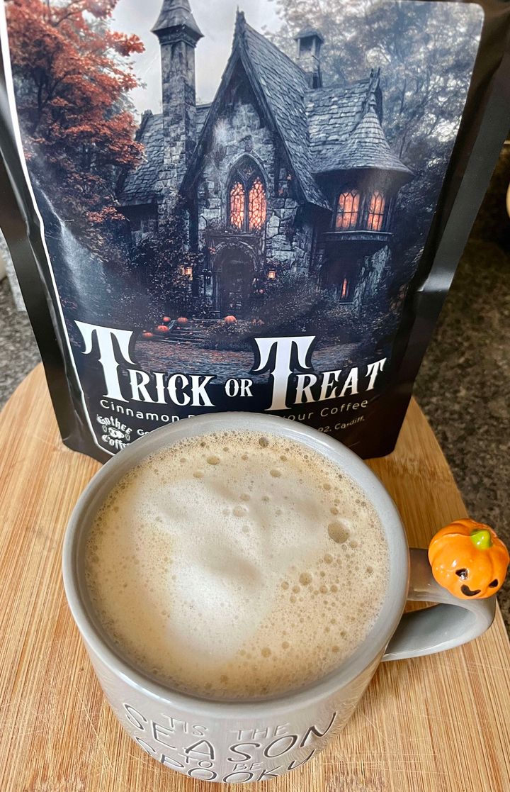 Trick or Treat Cinnamon Danish flavour coffee